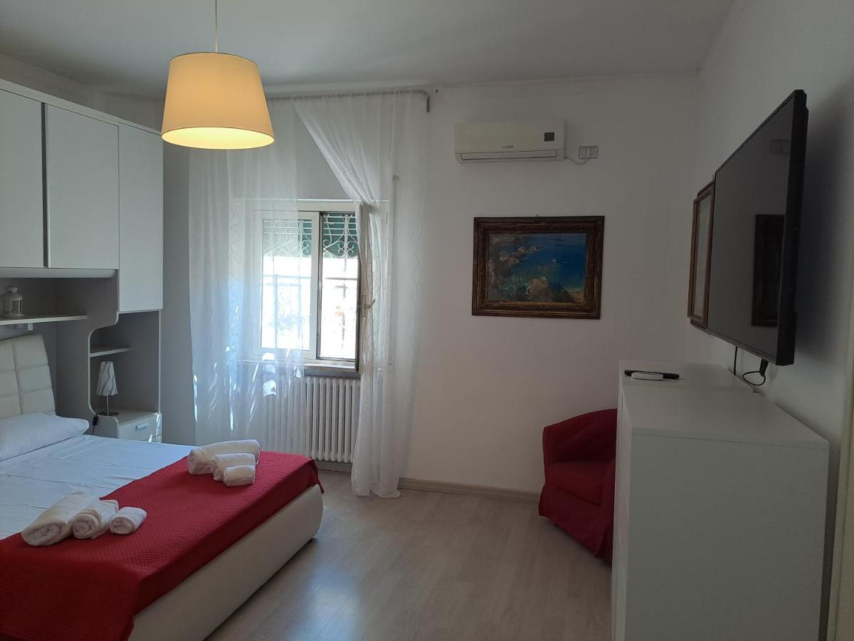 Casa Momy Apartment Lecce Exterior foto